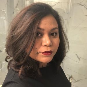 Meet your Posher, Nadine